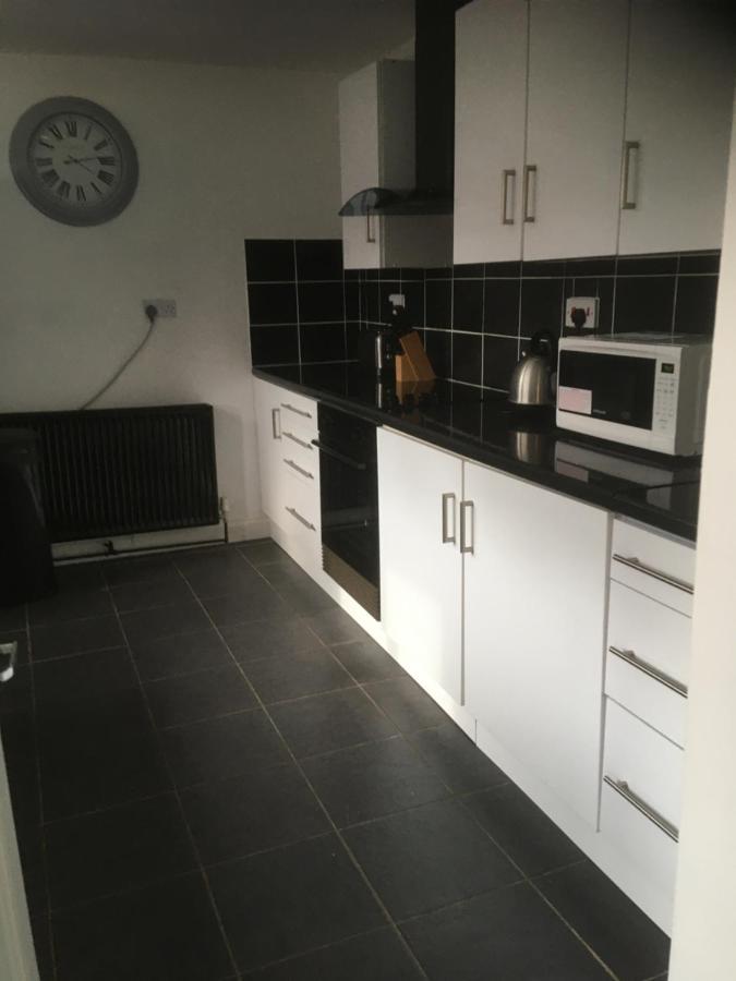 Cosy And Peaceful Maisonette With Terrace, キダーミンスター エクステリア 写真