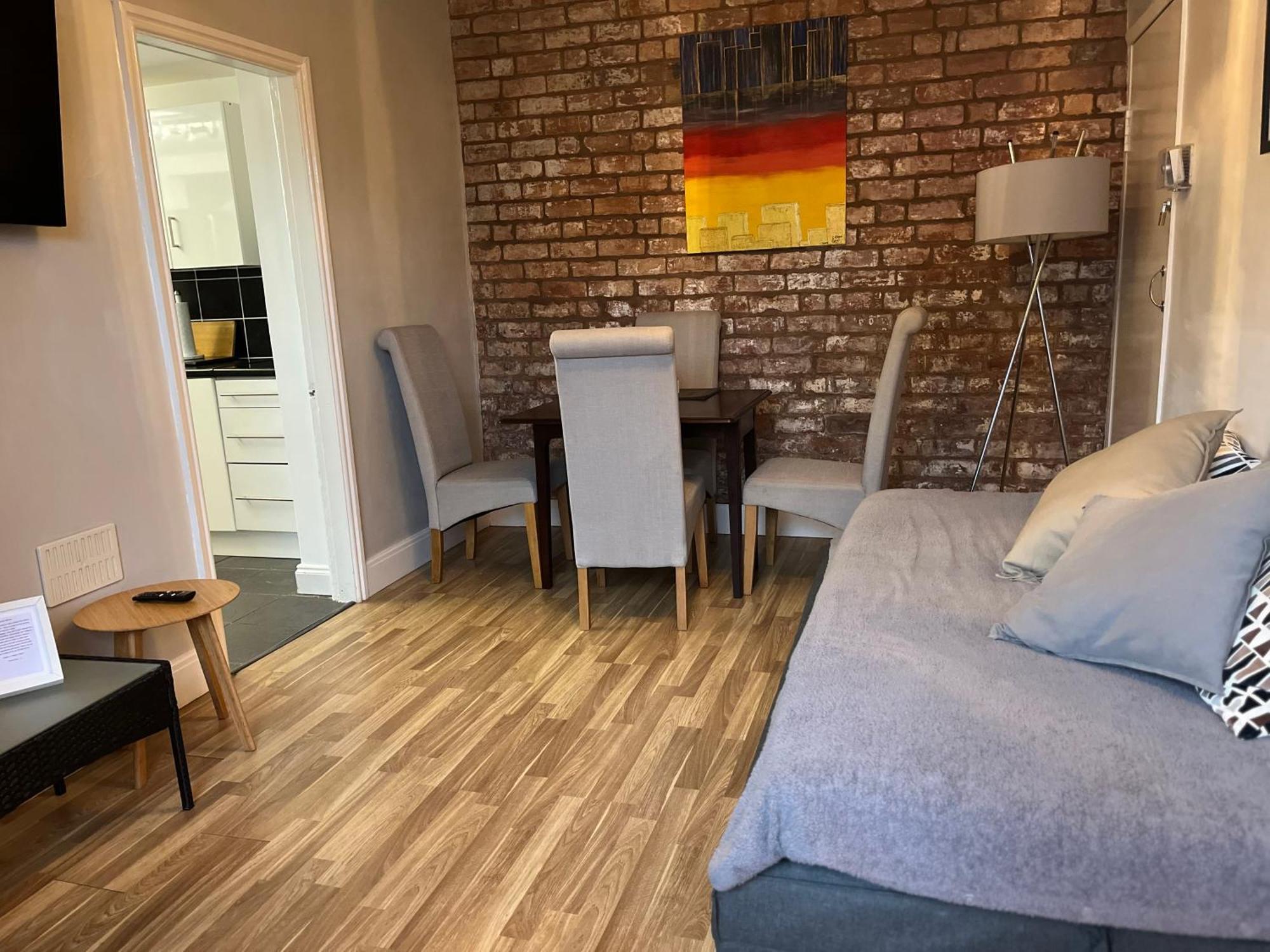 Cosy And Peaceful Maisonette With Terrace, キダーミンスター エクステリア 写真